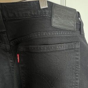 Levi's Wedgie Straight Crop Ankle Black 30x26